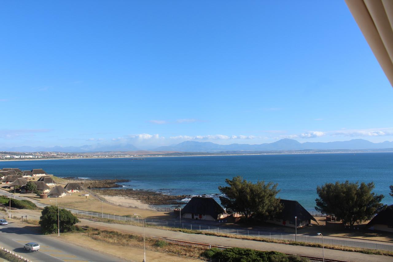 Seafront Apartment In Mossel Bay Extérieur photo